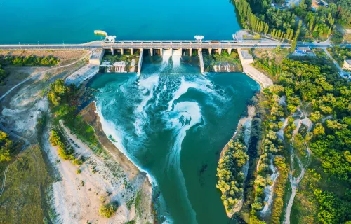 waterflow from dam
