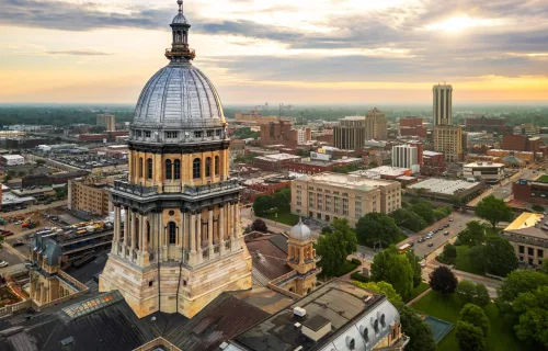 State Capitol building in Springfield, IL