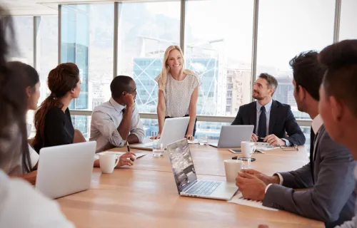 Consultants discussing Office of the CIO