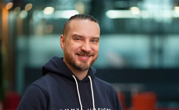 Antti Kajanus toimii teknisenä asiantuntijana Space & Geo -osaamiskeskuksessa