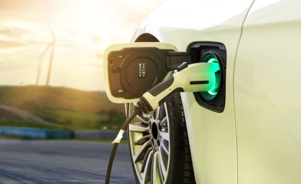 Can the UK hit 100% ZEV (Zero Emission Vehicles) by 2035? - Part 1: Manufacturers 