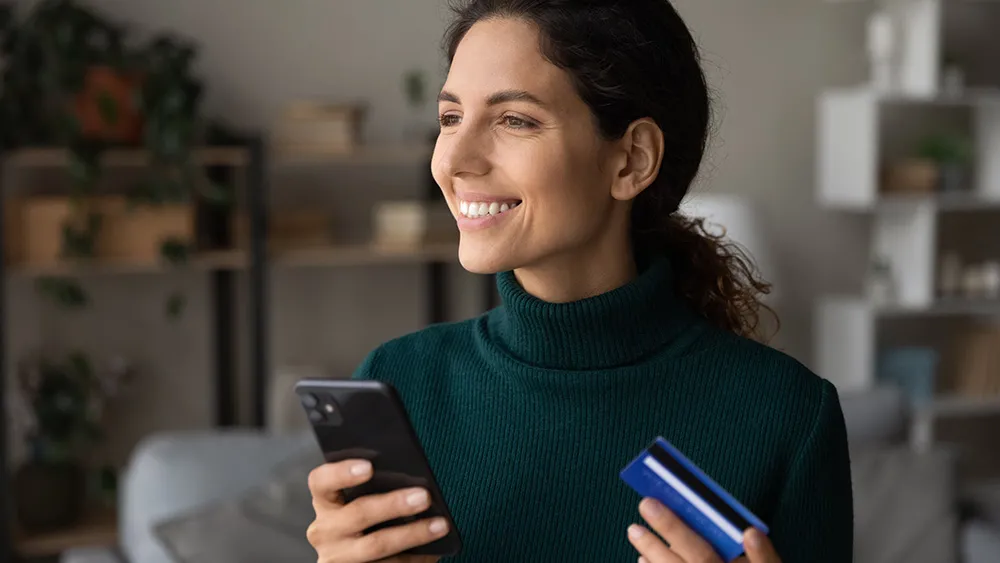 Smiling women-Banking